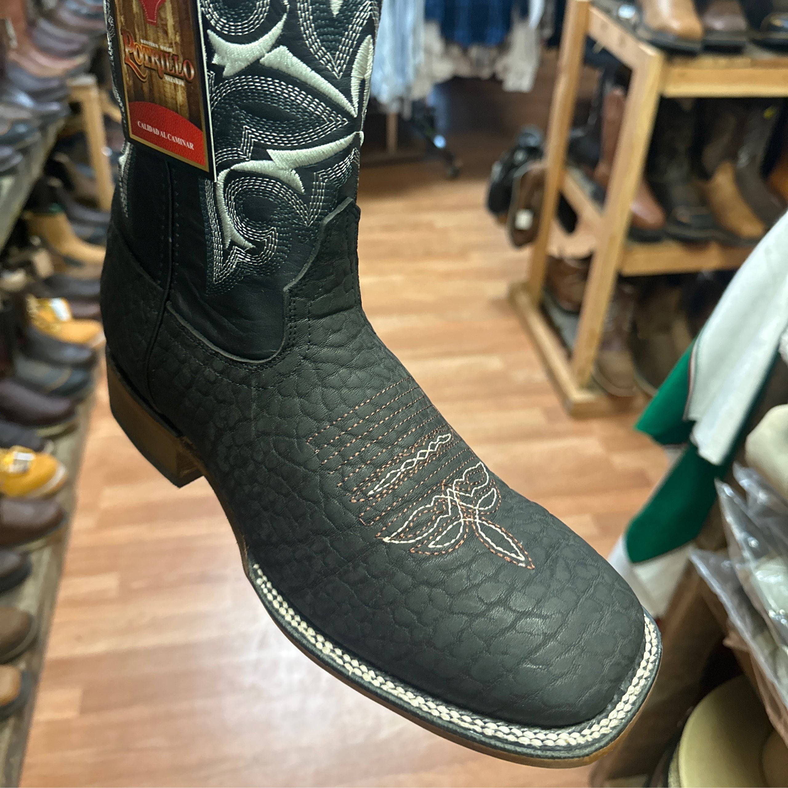 Bota Cuello de Toro Negra